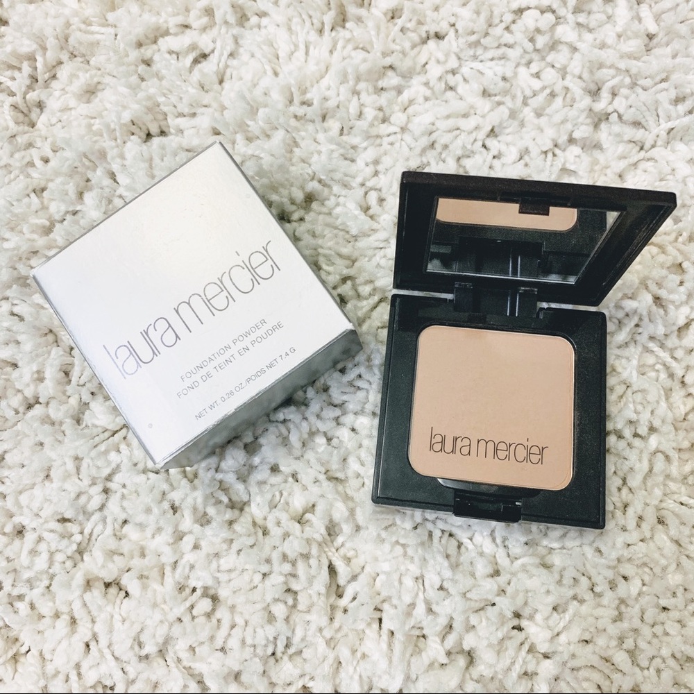 Laura Mercier Foundation Powder No. 6